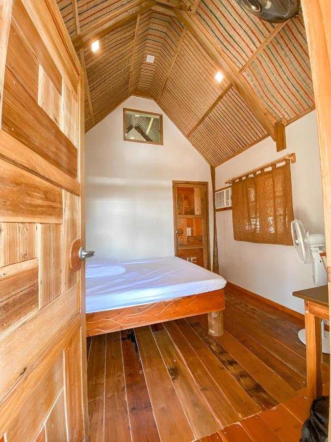 Camanolo Homestay General Luna  Extérieur photo