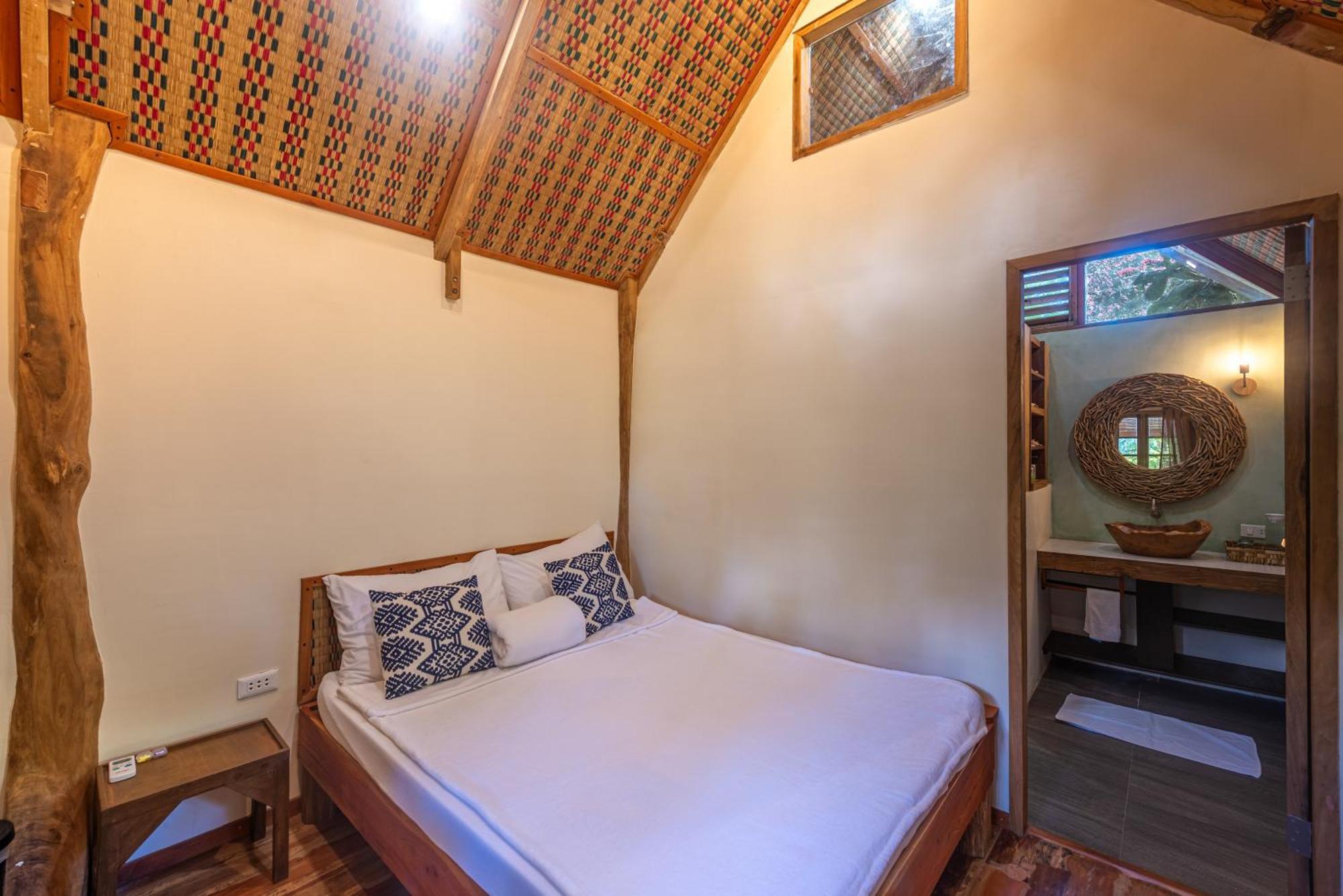 Camanolo Homestay General Luna  Extérieur photo